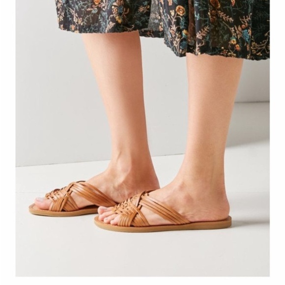 Dolce Vita Jacey Sandals - Picture 1 of 3